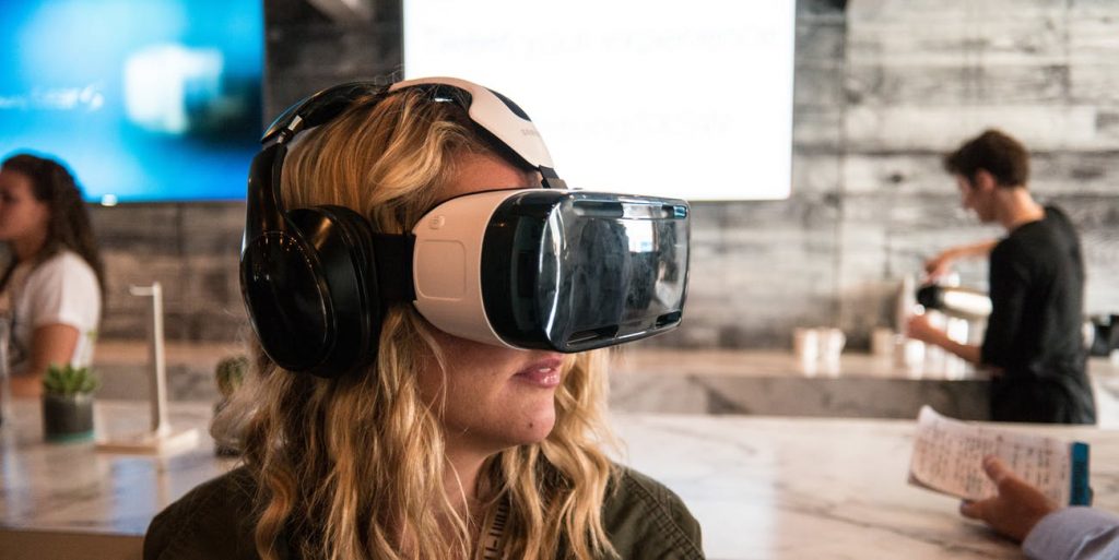 Women in virtual reality space