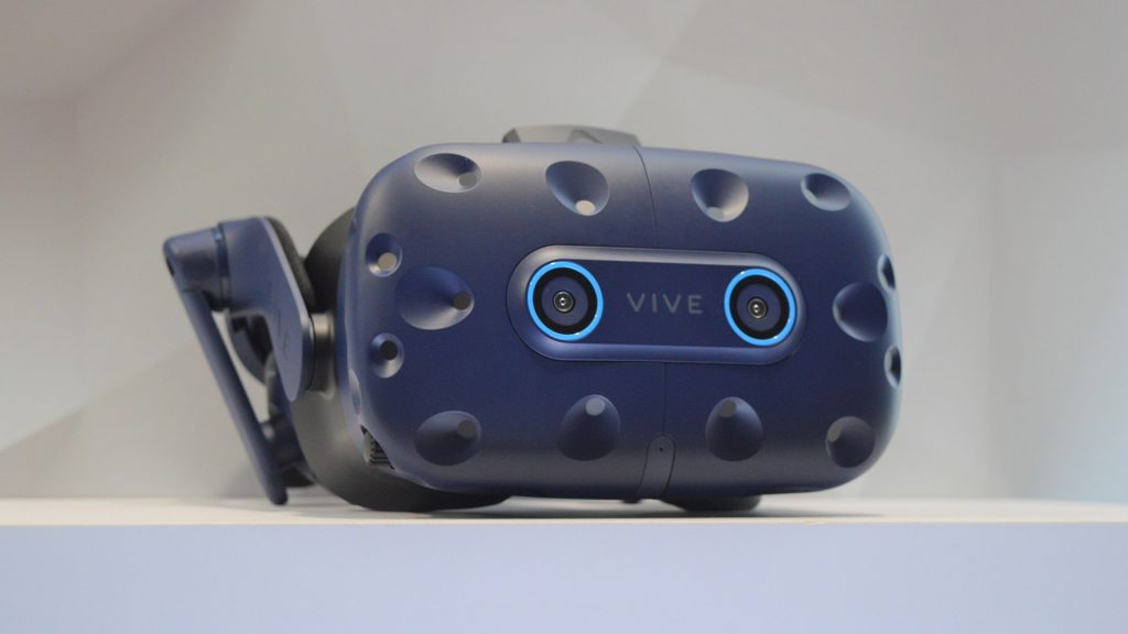 Virtual Reality Headset Vive Pro Eye has Eye-Tracking